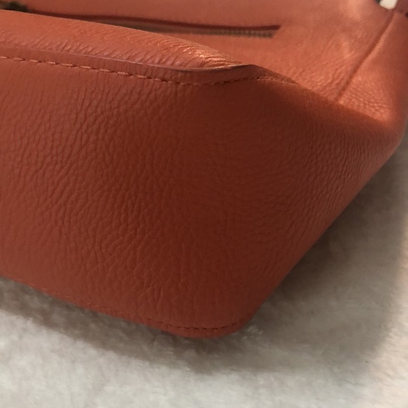 Universal Thread 3 Compartment Crossbody Bag - Picture 7 of 10